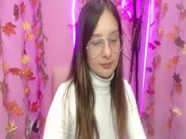 Live sex webcam photo for KataleyaSweet #273617104