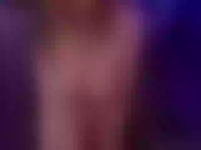 Live sex webcam photo for KateGreen #272653225