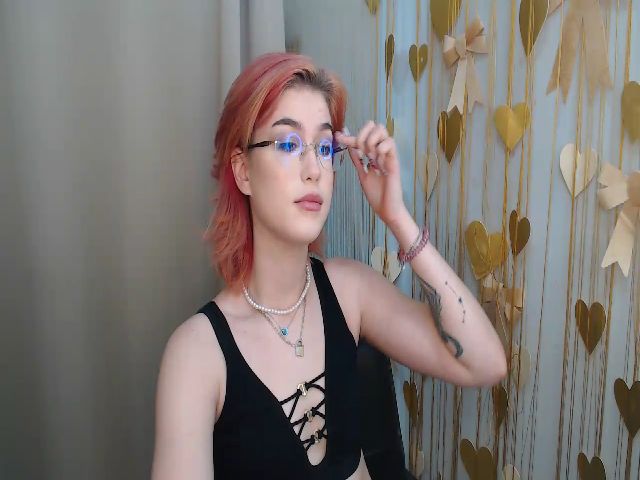 Live sex webcam photo for KateKoss #274219117