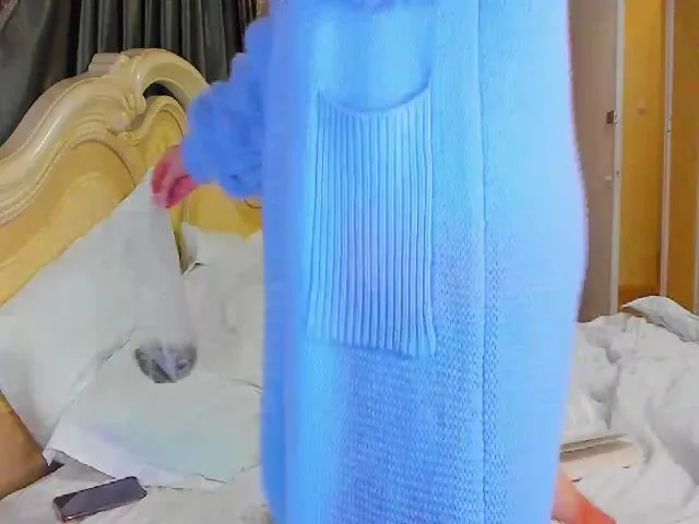 Live sex webcam photo for KateTheQueen #271743415