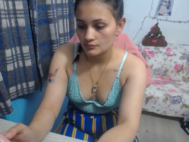 Live sex webcam photo for Kathe_davids #272772936