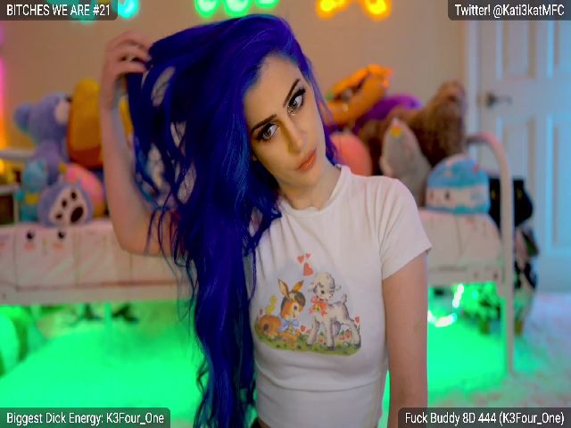 Live sex webcam photo for Kati3kat #272172381