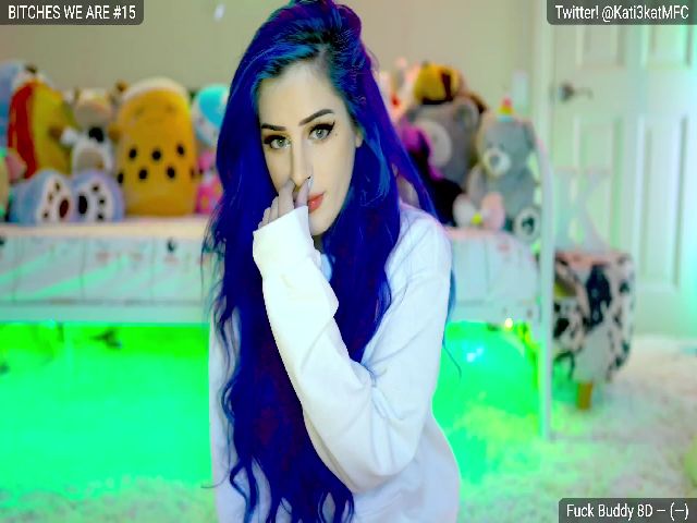 Live sex webcam photo for Kati3kat #273228178