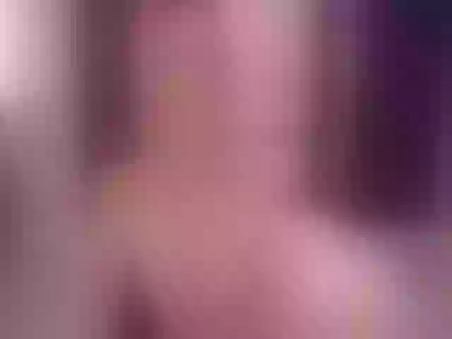 Live sex webcam photo for KatieHills #274095575