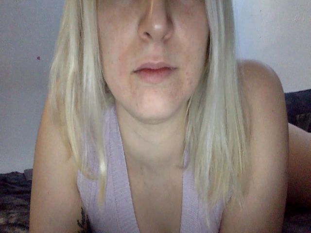 Live sex webcam photo for Katie_bae #273002860