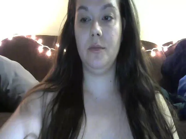 Live sex webcam photo for Katmbarn #272447453