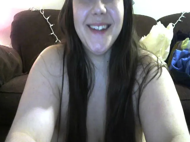 Live sex webcam photo for Katmbarn #272478349