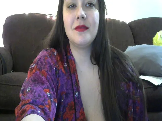 Live sex webcam photo for Katmbarn #272658087