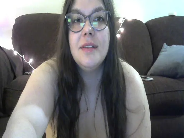 Live sex webcam photo for Katmbarn #272708996