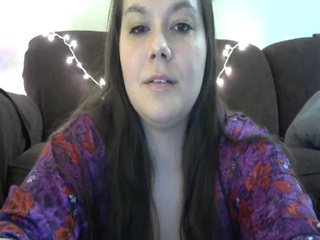 Live sex webcam photo for Katmbarn #272741296