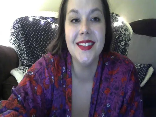 Live sex webcam photo for Katmbarn #272800041