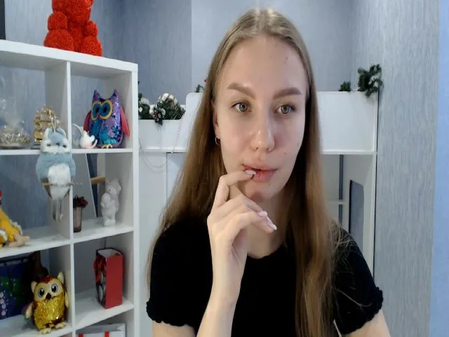 Live sex webcam photo for KatrinNovak #272225723