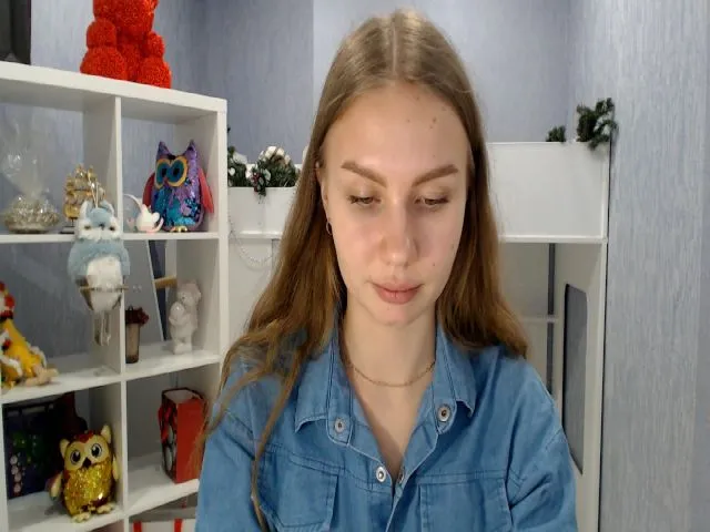 Live sex webcam photo for KatrinNovak #272244397