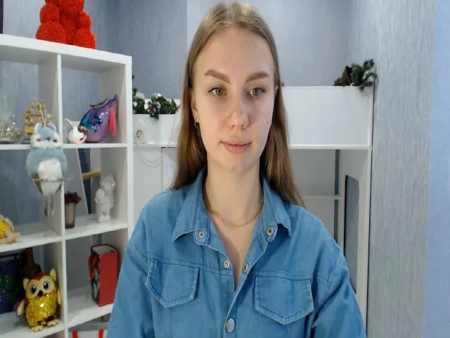 Live sex webcam photo for KatrinNovak #272277328