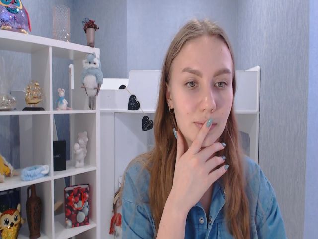 Live sex webcam photo for KatrinNovak #272801592