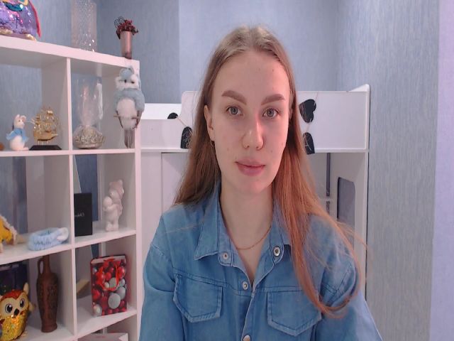 Live sex webcam photo for KatrinNovak #272825455