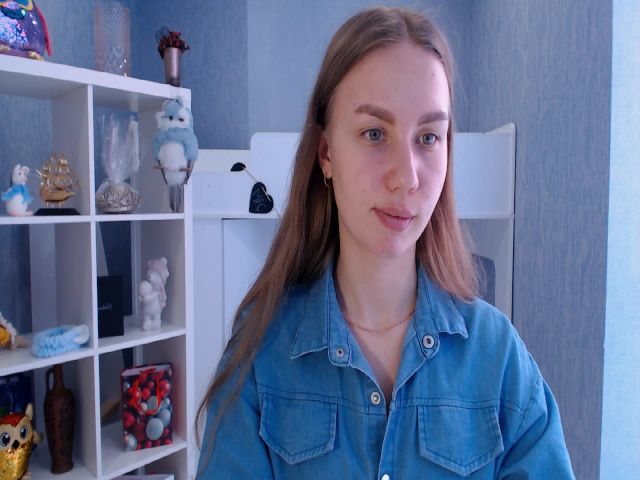 Live sex webcam photo for KatrinNovak #272850465