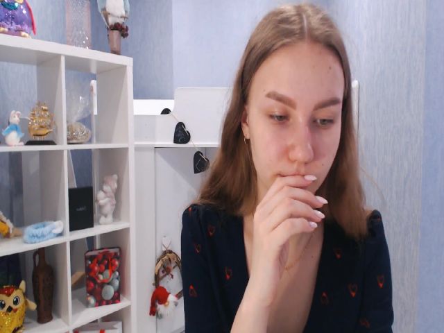 Live sex webcam photo for KatrinNovak #272938063