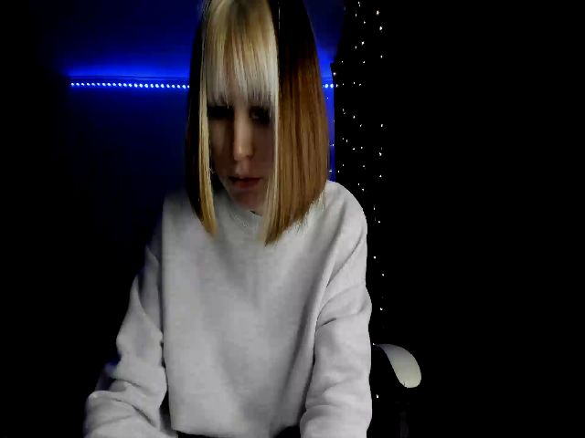 Live sex webcam photo for Katty_Ree #272617970