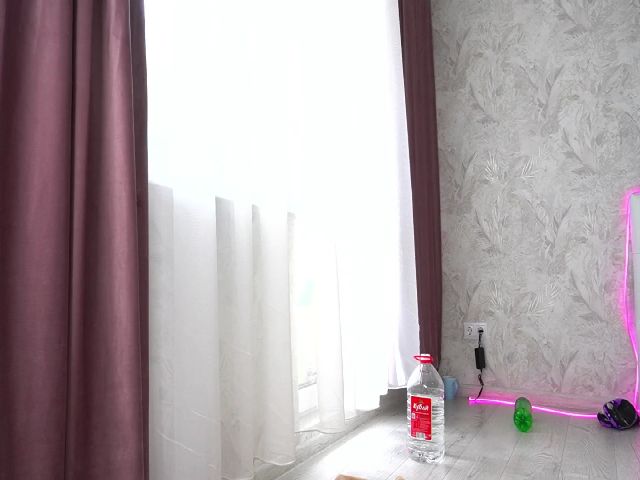Live sex webcam photo for Katy_doll_19 #274237141