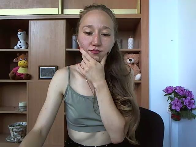 Live sex webcam photo for KatyaKokos #274528990