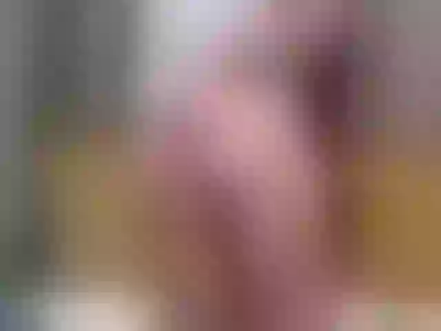 Live sex webcam photo for KatyxJoy #271925928
