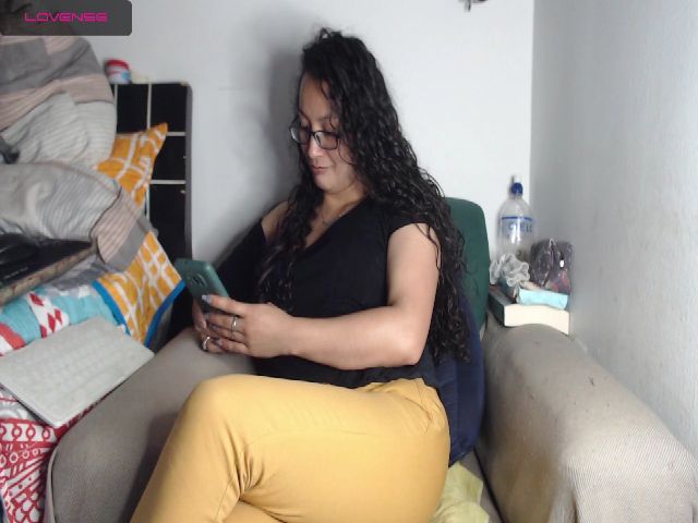 Live sex webcam photo for Kawit_lust #271930710