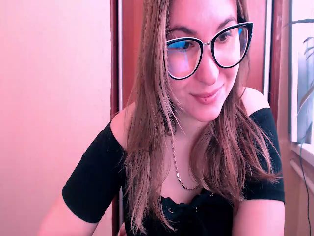 Live sex webcam photo for Kay_Lo #272497330