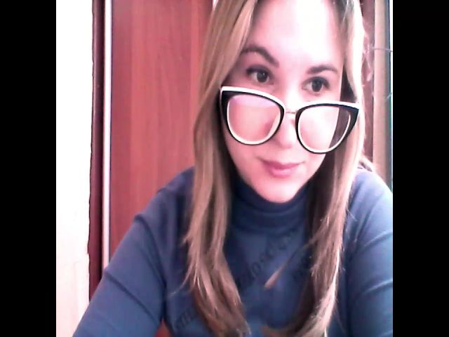 Live sex webcam photo for Kay_Lo #272741407