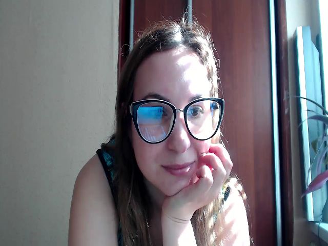 Live sex webcam photo for Kay_Lo #272850529