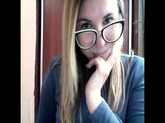 Live sex webcam photo for Kay_Lo #273208476