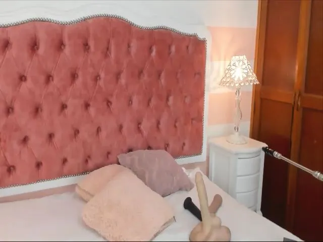 Live sex webcam photo for Keirab #272670552