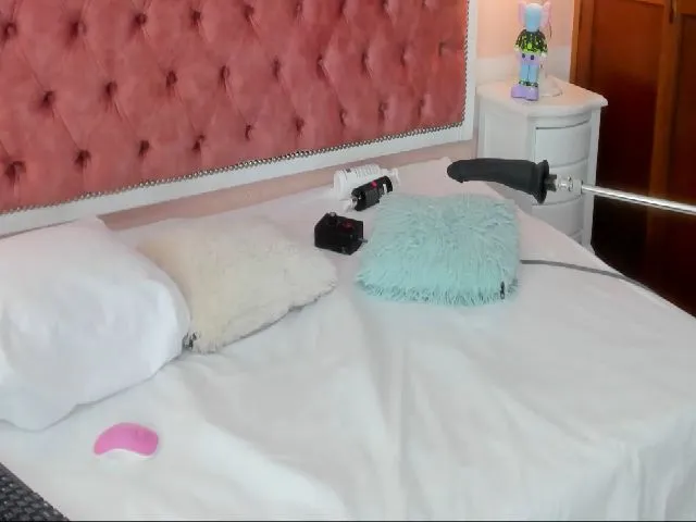 Live sex webcam photo for Keirab #273080183