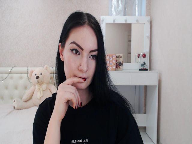 Live sex webcam photo for KellLanderson #272094802