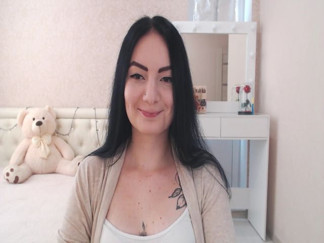 Live sex webcam photo for KellLanderson #272385125