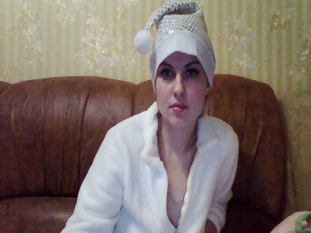 Live sex webcam photo for Kelley26 #271948182