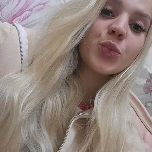 Live sex webcam photo for KellieNorton #290434893