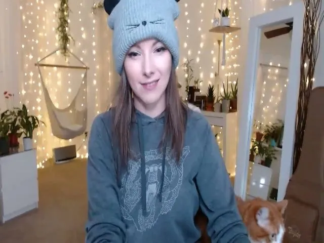 Live sex webcam photo for KellyHeart #271927981