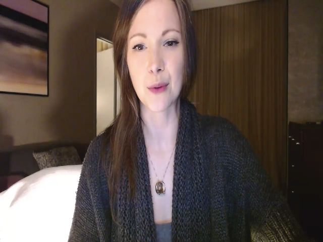 Live sex webcam photo for KellyHeart #273088439