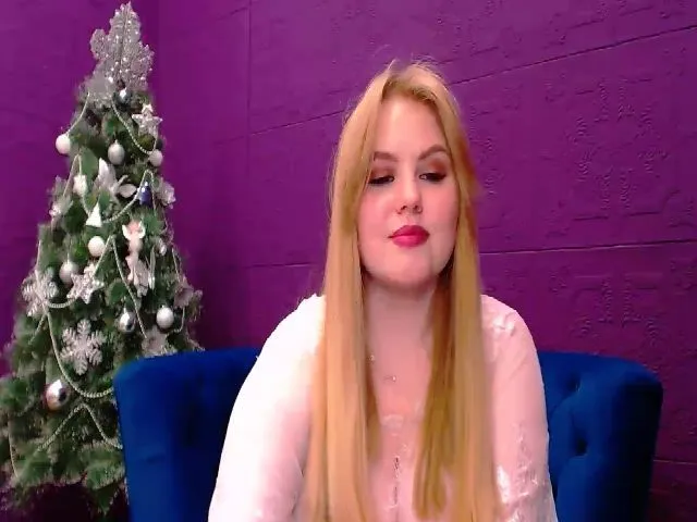 Live sex webcam photo for KellyPeach1 #271961801
