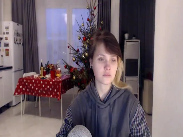 Live sex webcam photo for Kelly_Dream18 #271952186