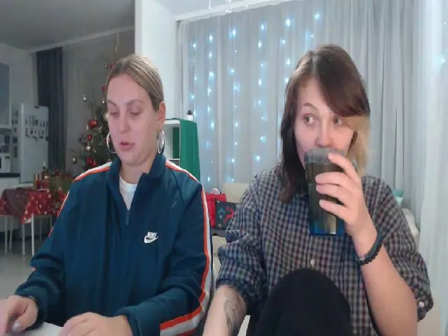 Live sex webcam photo for Kelly_Dream18 #271971020