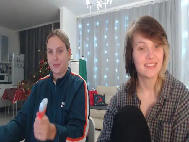 Live sex webcam photo for Kelly_Dream18 #271984892