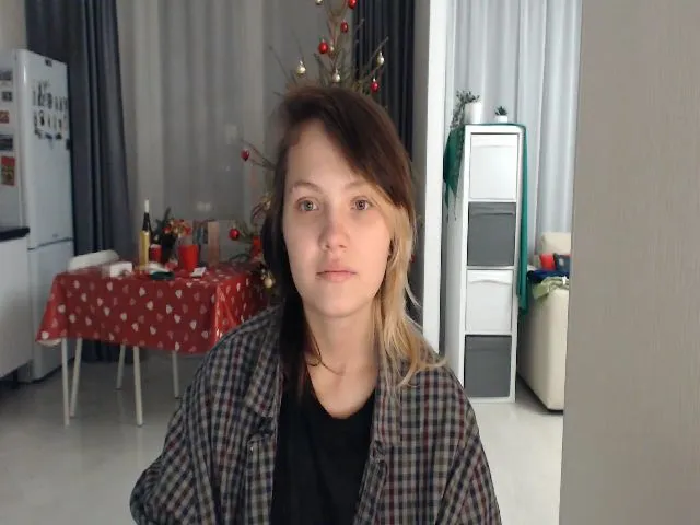 Live sex webcam photo for Kelly_Dream18 #272050796