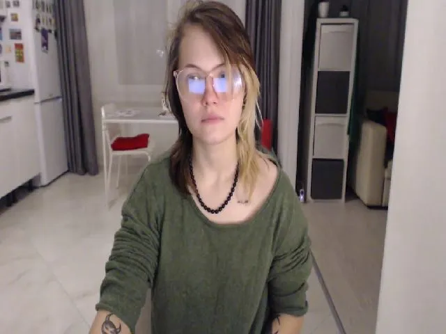 Live sex webcam photo for Kelly_Dream18 #272334270
