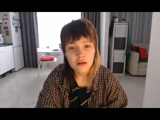 Live sex webcam photo for Kelly_Dream18 #272397424