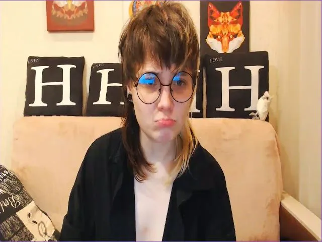 Live sex webcam photo for Kelly_Dream18 #272493229