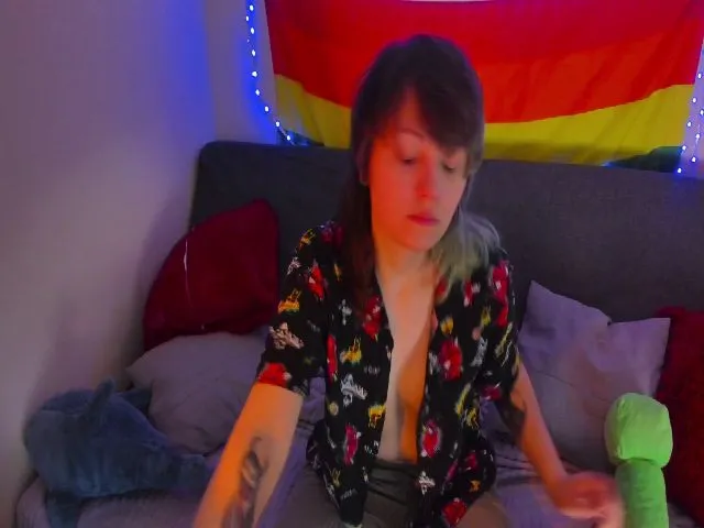 Live sex webcam photo for Kelly_Dream18 #273444900