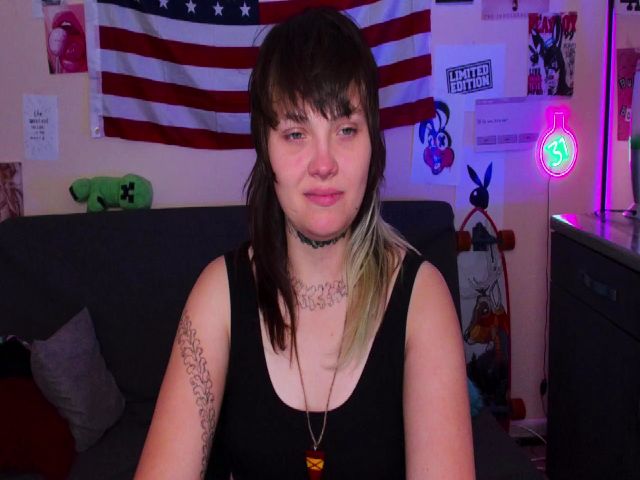 Live sex webcam photo for Kelly_Dream18 #274623809