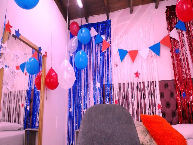 Live sex webcam photo for Kelly_uribe #273966940